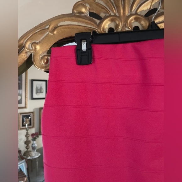 Olivia Blu Hot Pink Ribbed Tiered Pencil Skirt - Picture 2 of 3